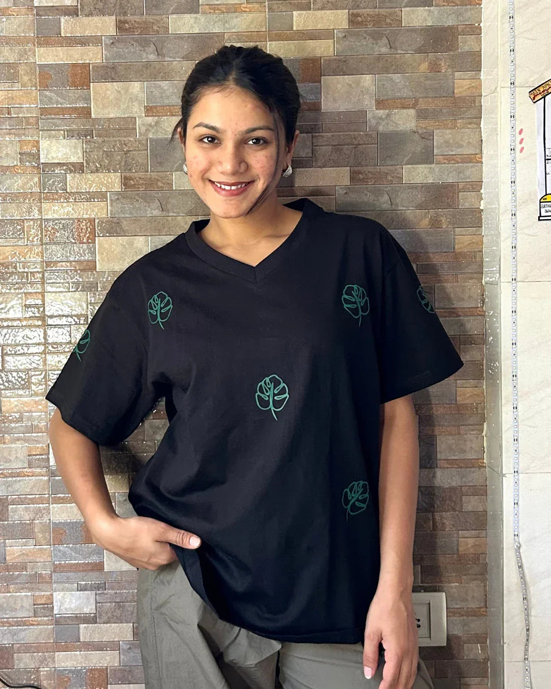 Leaf Print V-Neck Oversized T-Shirt