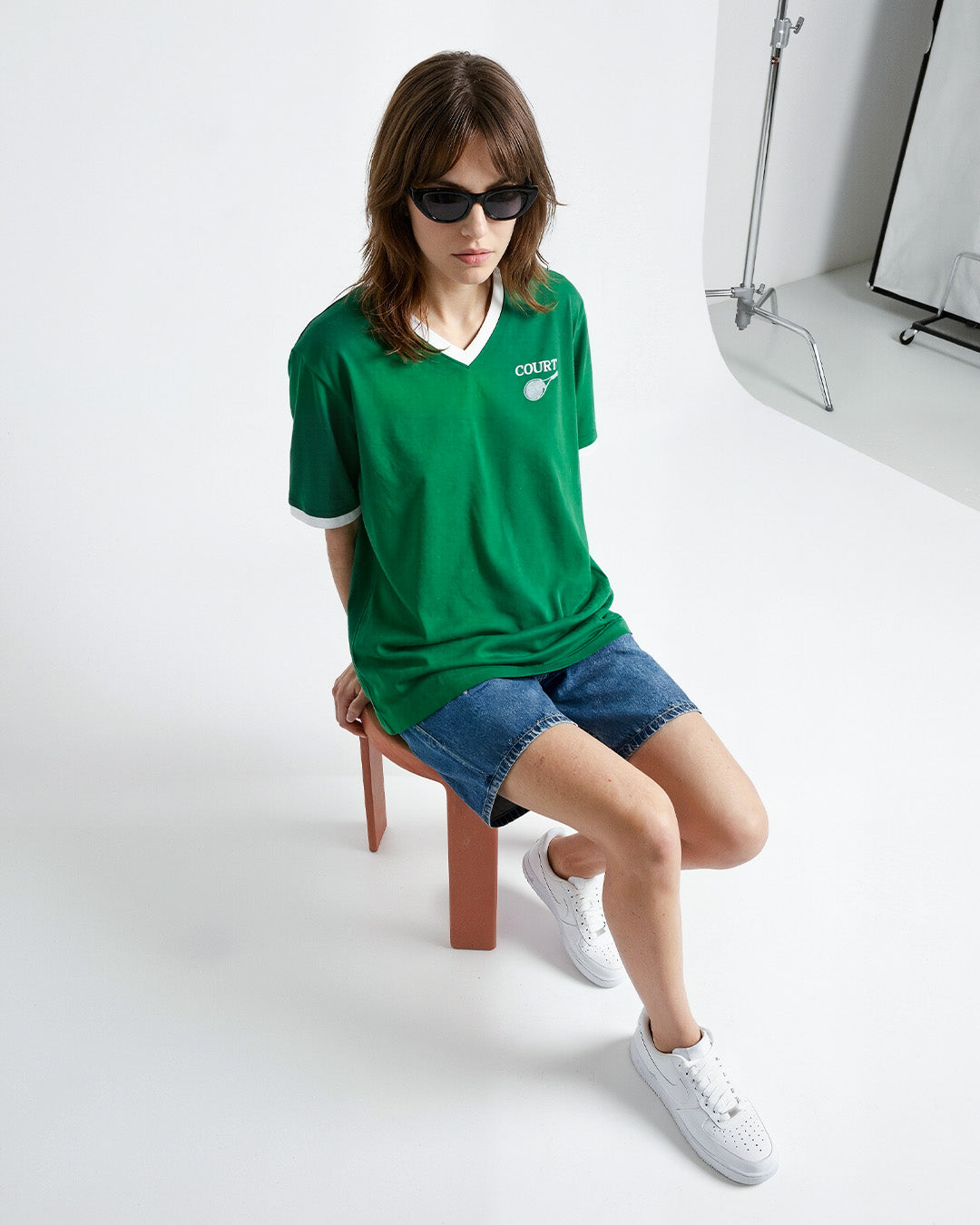 Court Tap-Out V-Neck Oversize T-Shirt