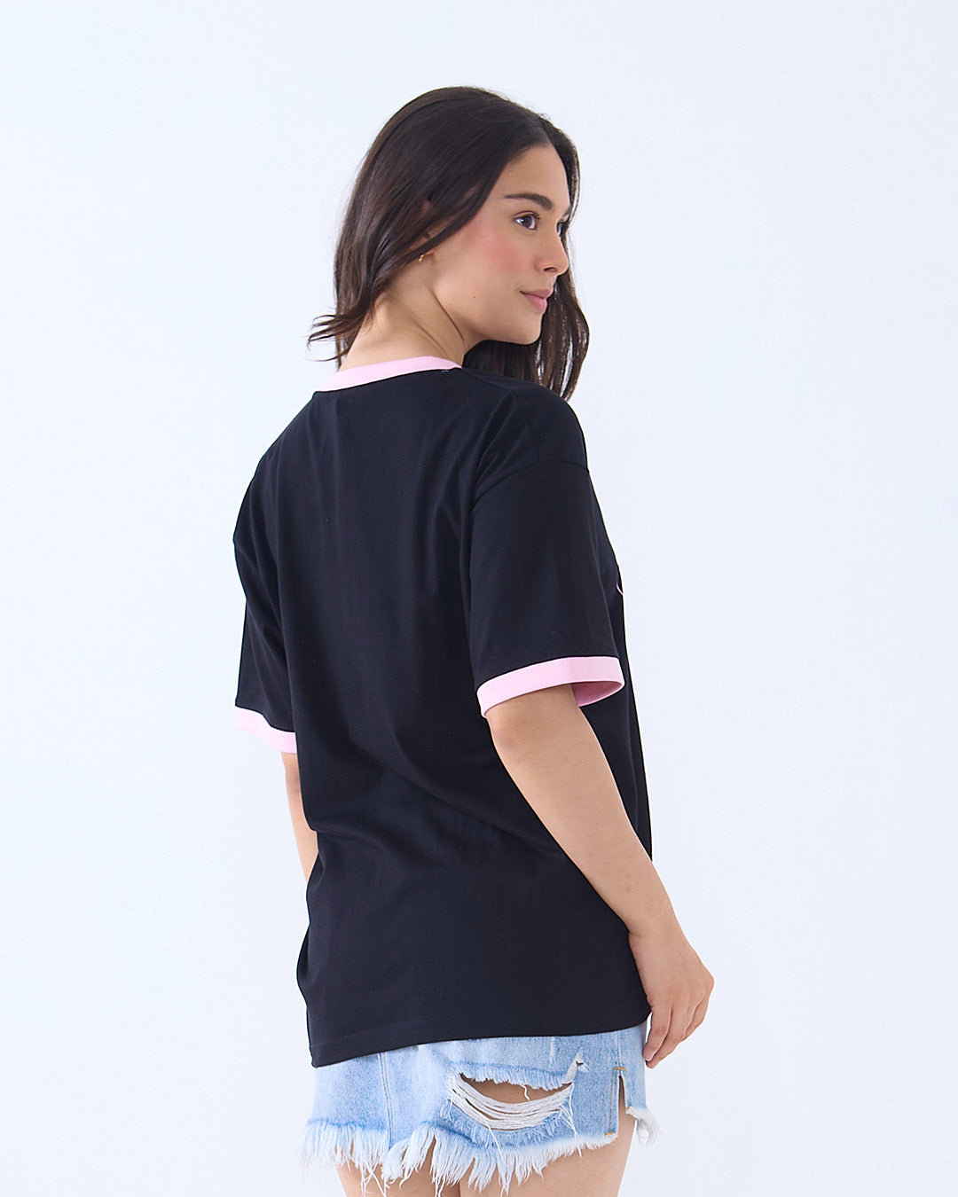 Boston Tap-Out V-Neck Oversize T-Shirt