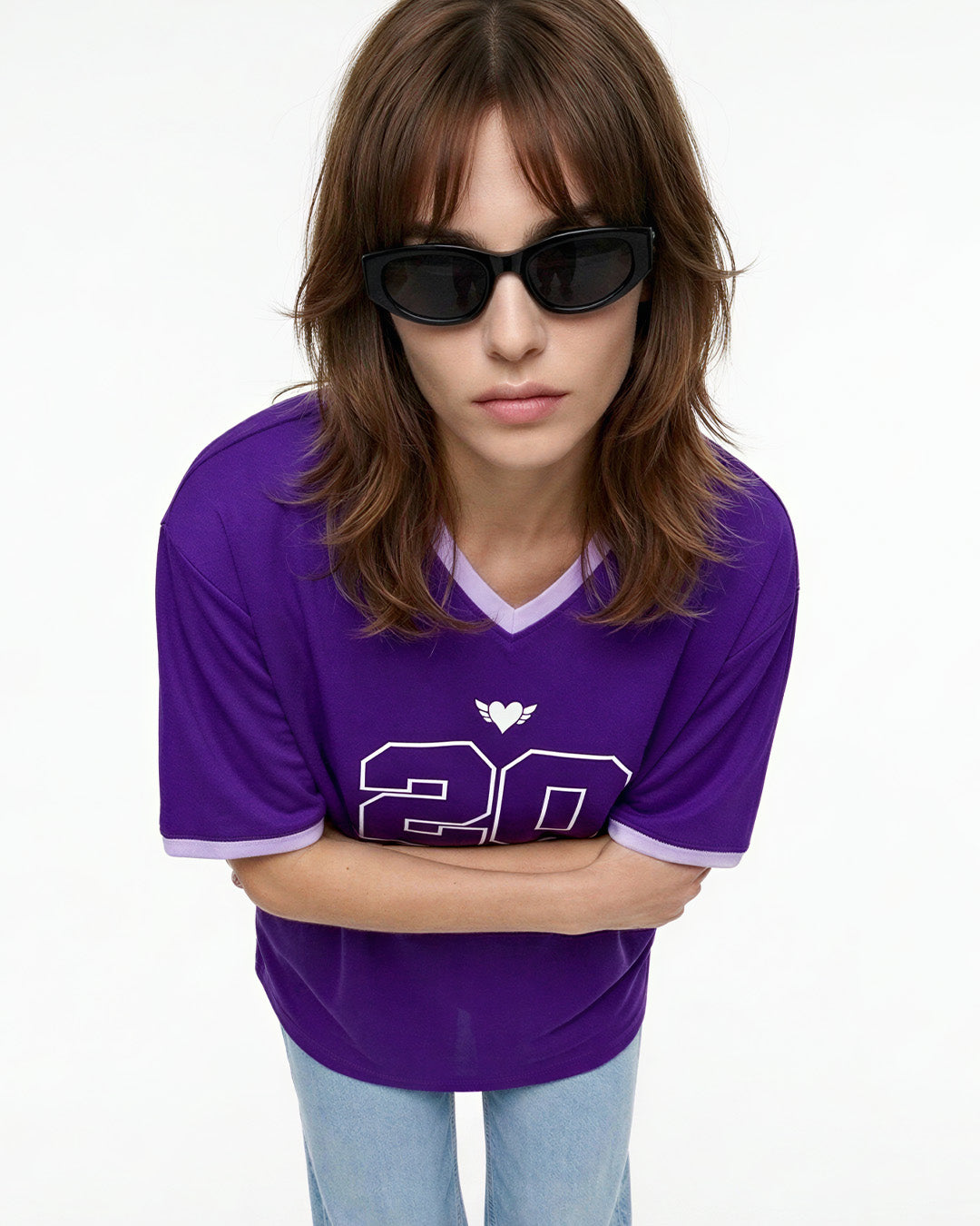 DKY 20 Tap-Out V-Neck Oversize T-Shirt