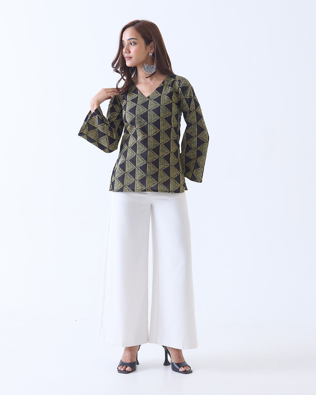 Hania Flared Sleeves Kurti