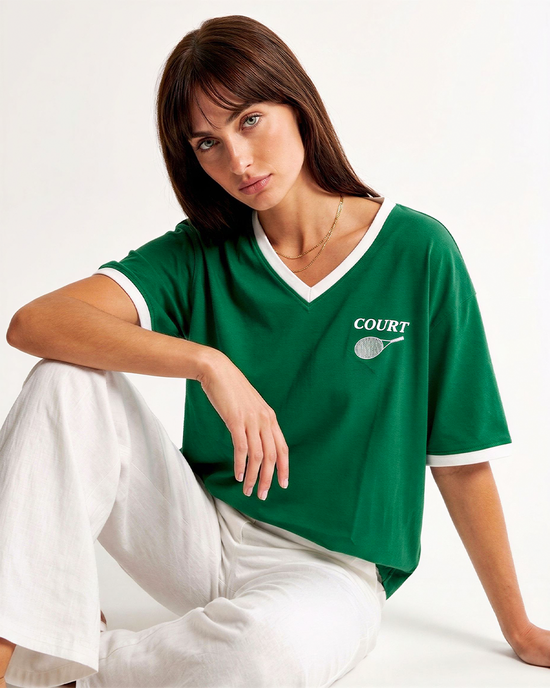 Court Tap-Out V-Neck Oversize T-Shirt