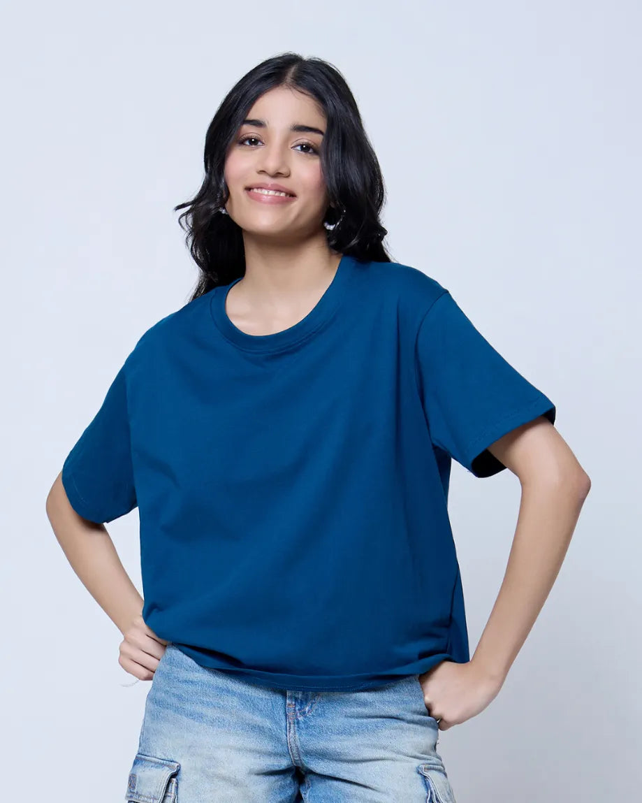 Casio Plain Boxy Oversize T-Shirt – blue, boxy oversized short-sleeve tee worn by model