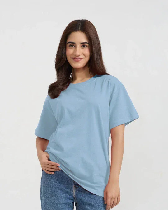 RB Cloudy Plain Oversized T-Shirt – cloudy blue oversized basic tee with plain design, worn by model