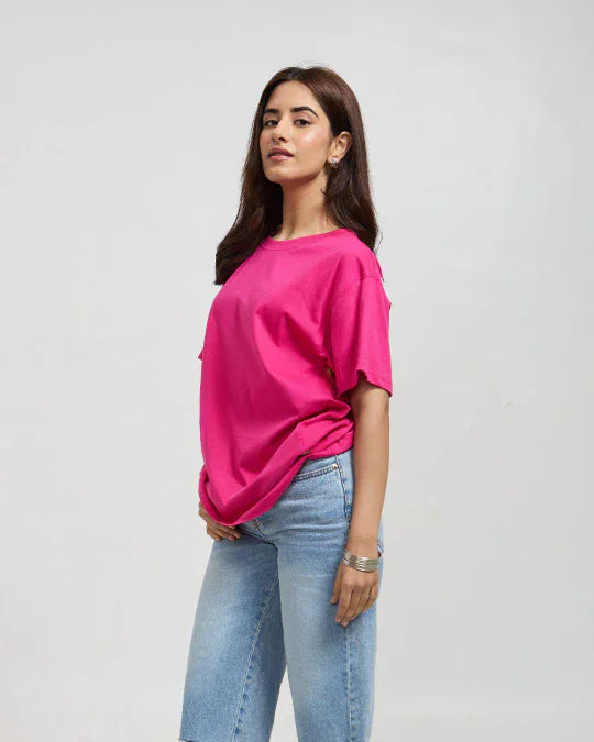Hot Pink Plain Oversized T-Shirt ā oversized tee worn by model
