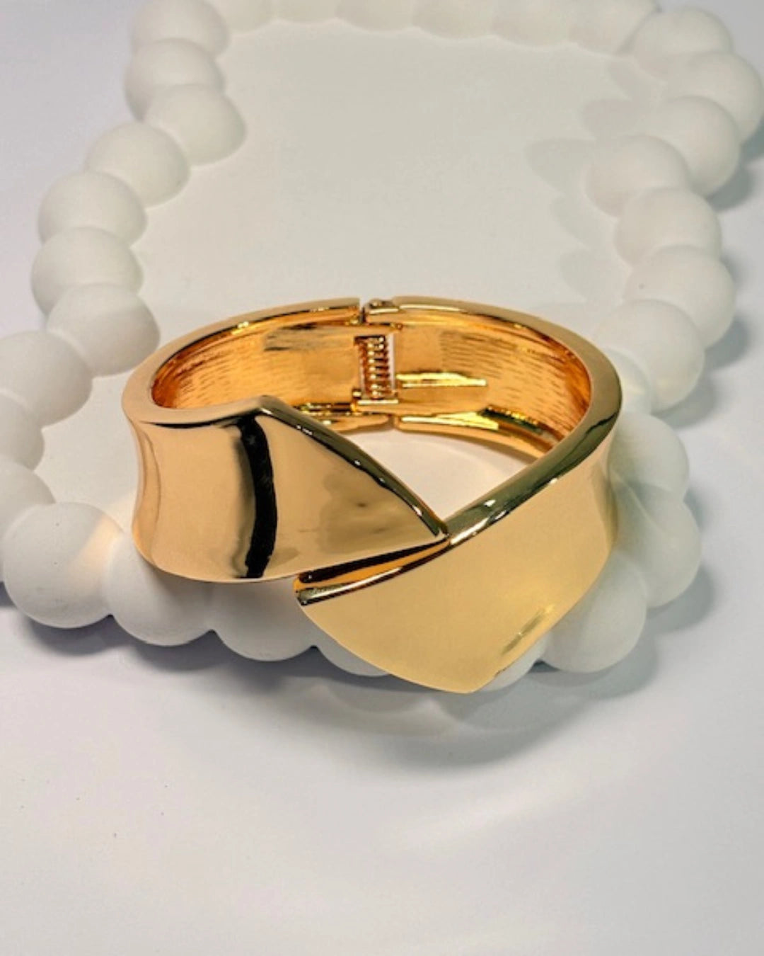 Verdana Curve Bracelet