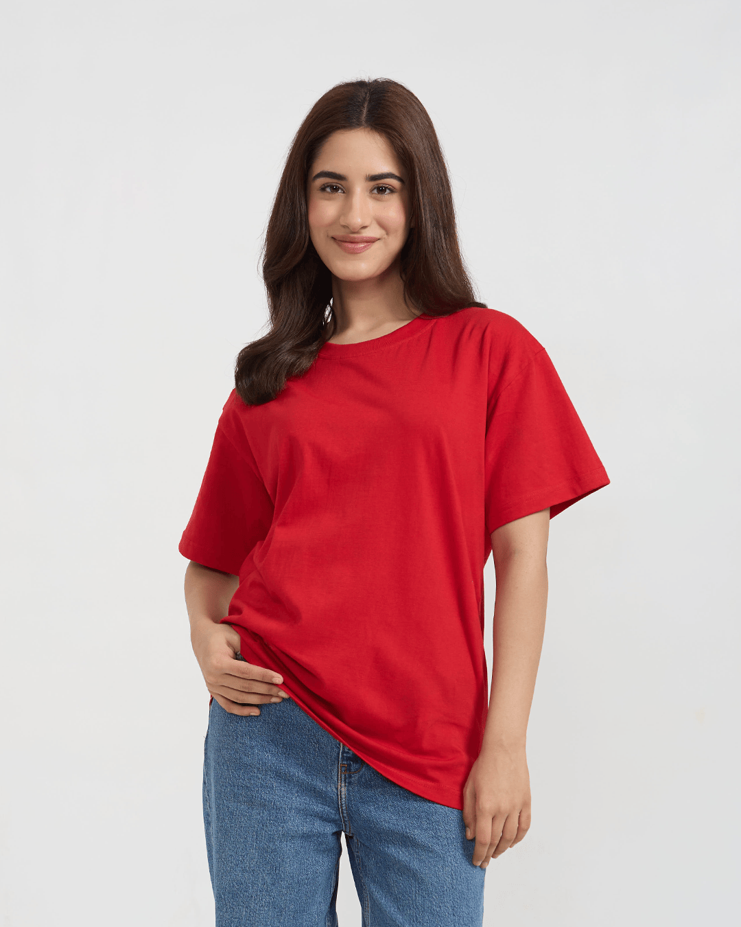 Red DKY plain oversized t-shirt with a crew neck and short sleeves, worn by model