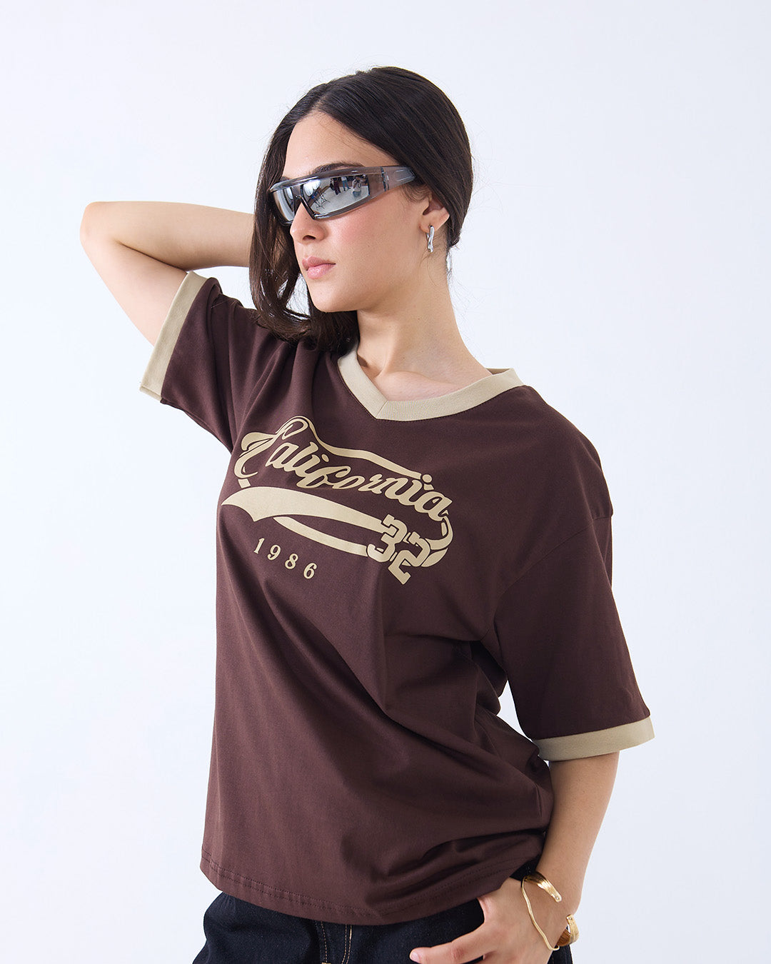 California Tap-Out V-Neck Oversize T-Shirt