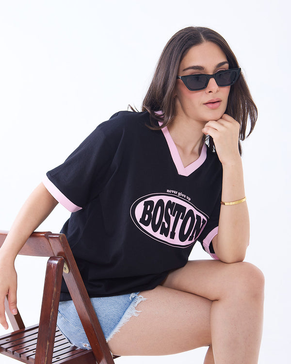 Boston Tap-Out V-Neck Oversize T-Shirt