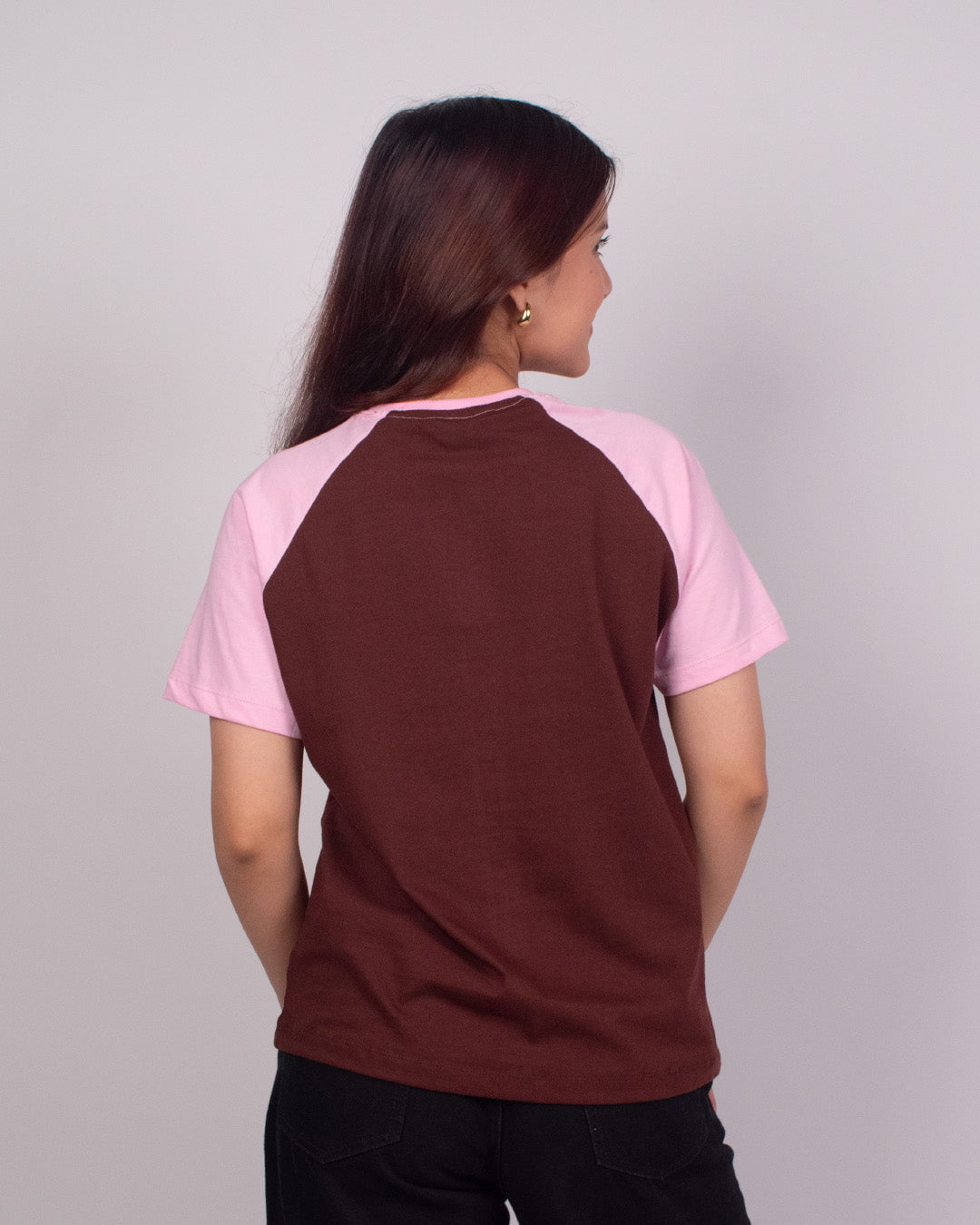 Brown Plain Raglan T-Shirt – brown body with pink sleeves, regular tee worn by model