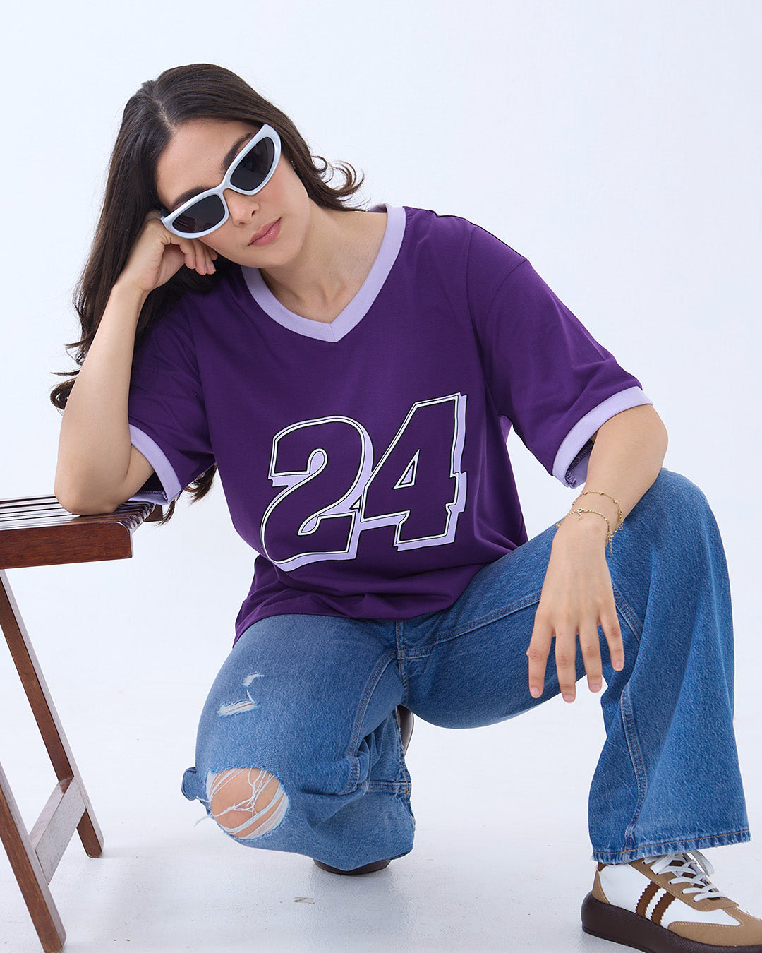 24 Tap-Out V-Neck Oversize T-Shirt