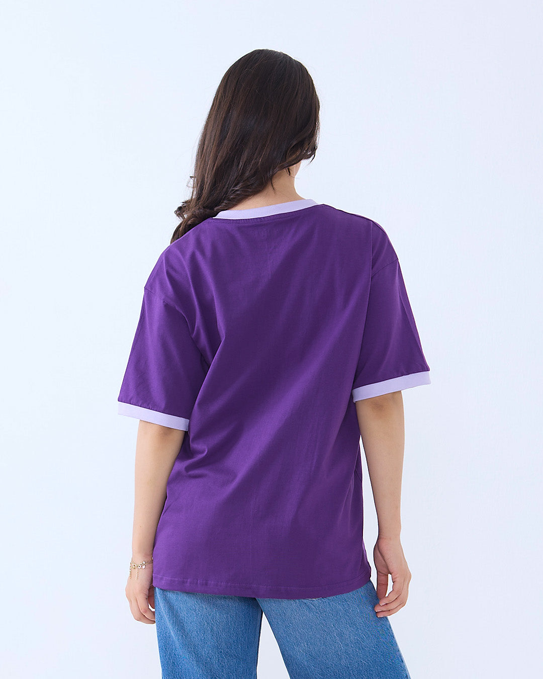 24 Tap-Out V-Neck Oversize T-Shirt