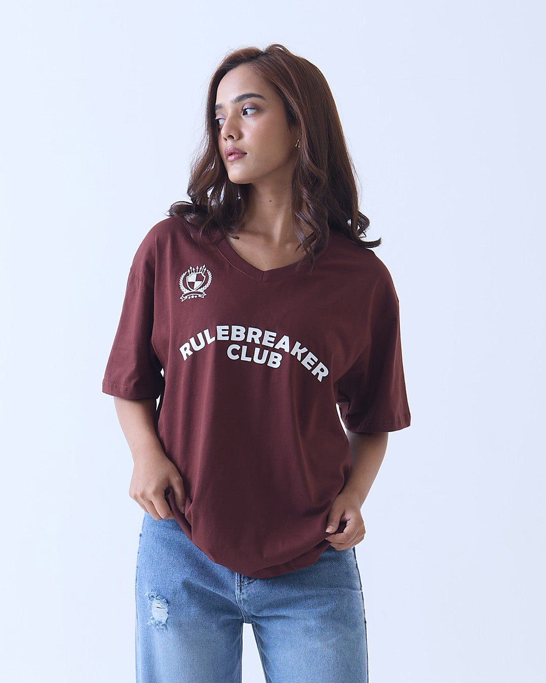 Rulebreaker Club V-Neck Oversize T-Shirt