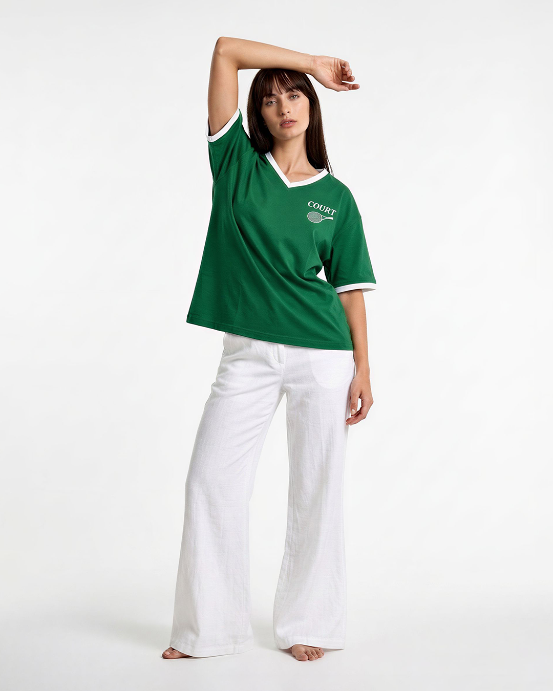Court Tap-Out V-Neck Oversize T-Shirt