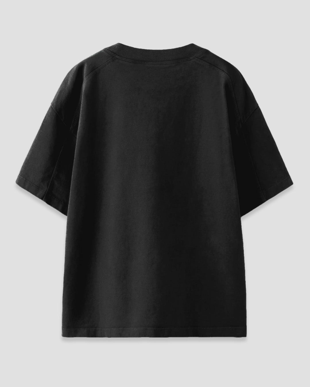 Black Just Relax Oversized T-Shirt – back view of a plain black oversized tee.