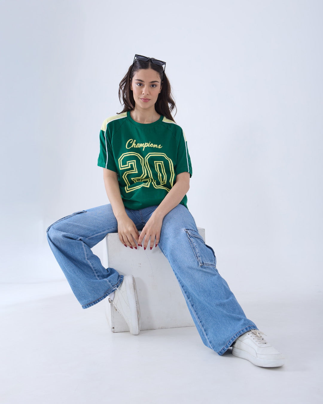 Champions Downtown Oversize T-Shirt – green DKY shirt with yellow graphic 20, worn by model