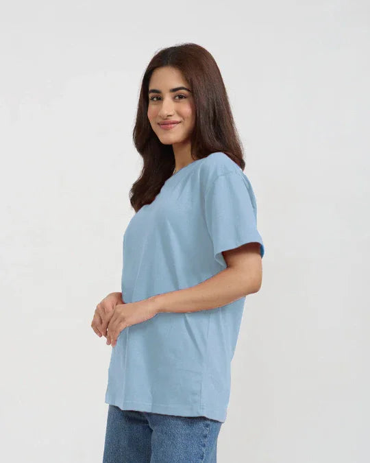 RB Cloudy Plain Oversized T-Shirt – light blue, relaxed fit basic shirt worn by model