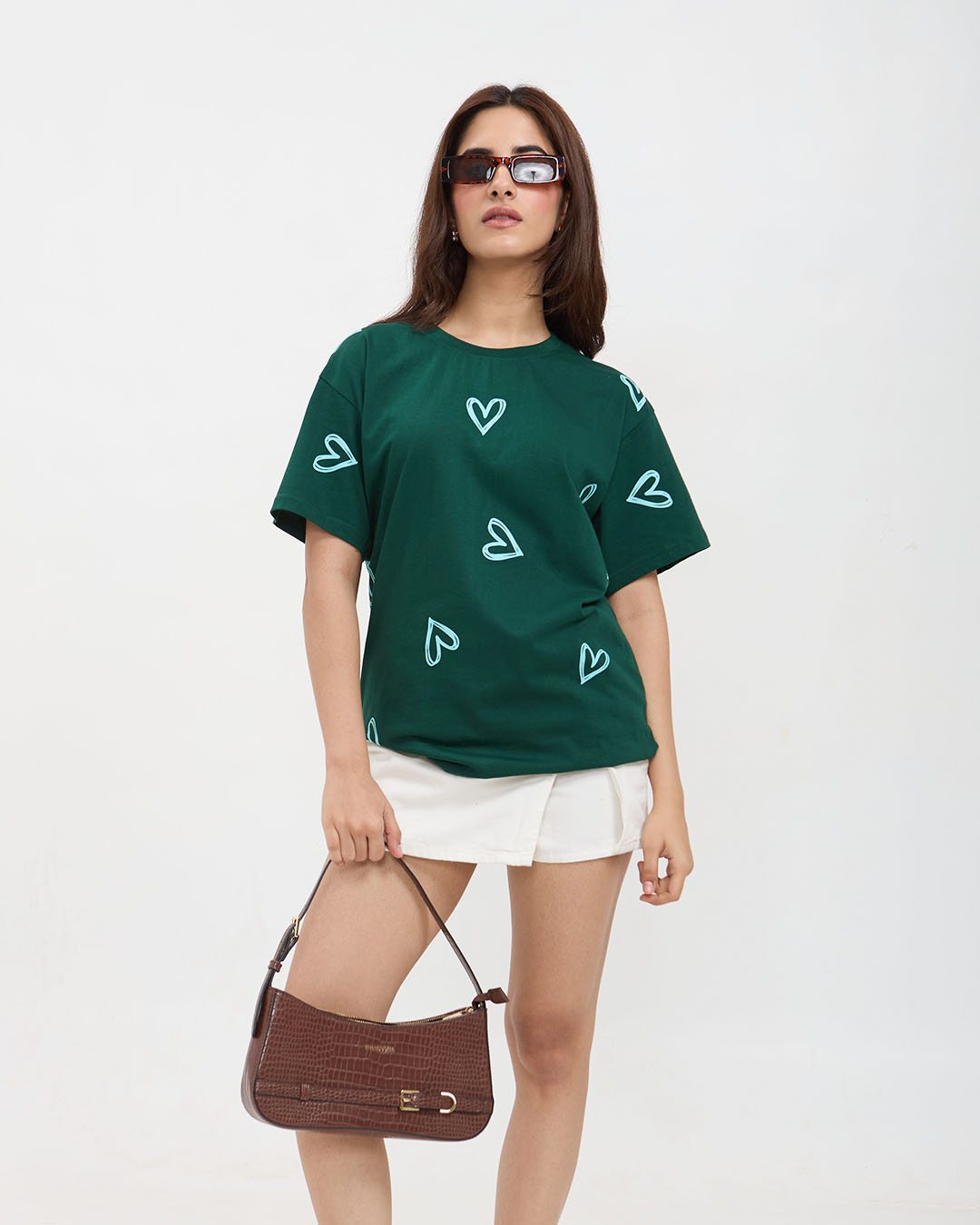 Jade Lover Oversized T-Shirt – green oversized graphic tee with light blue heart prints, worn by model