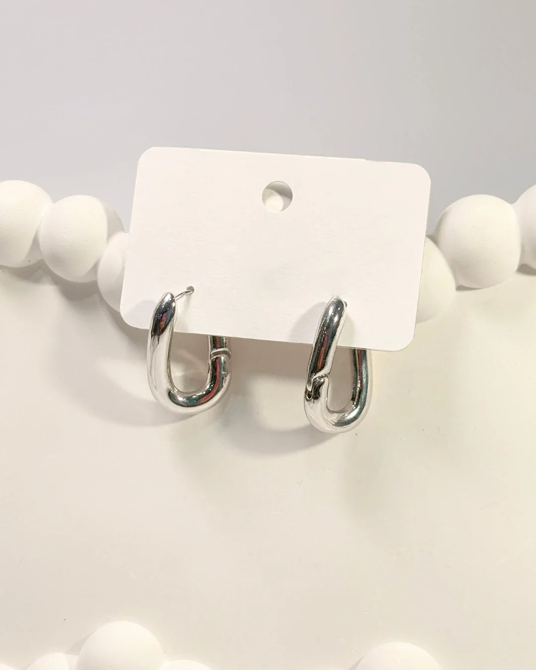 Minimal Loop Huggie Earrings