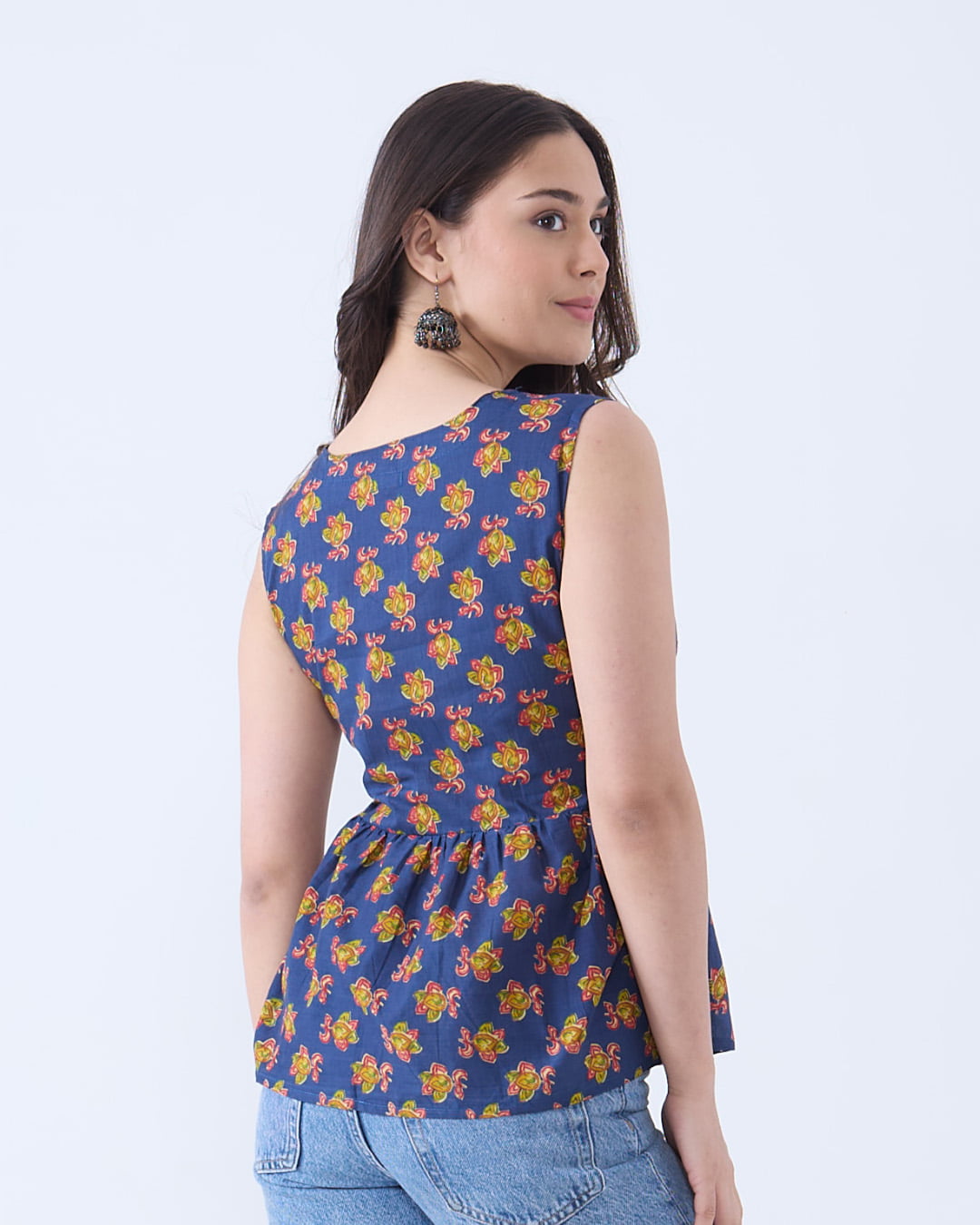 Juliet Twist Knot Top