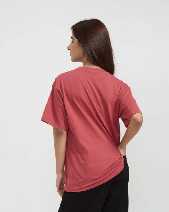 RB Brick Plain Oversized T-Shirt – brick red oversized shirt with plain design, worn by model