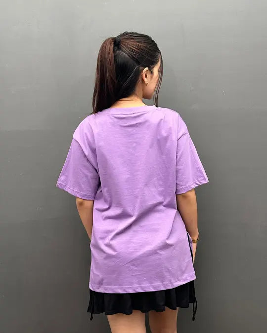 RB Nova Plain V-Neck Oversize T-Shirt – lavender, oversized fit, back view on model.