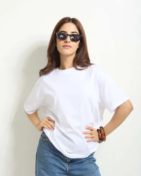 White Plain Oversized T-Shirt for Women Online In India | Dky